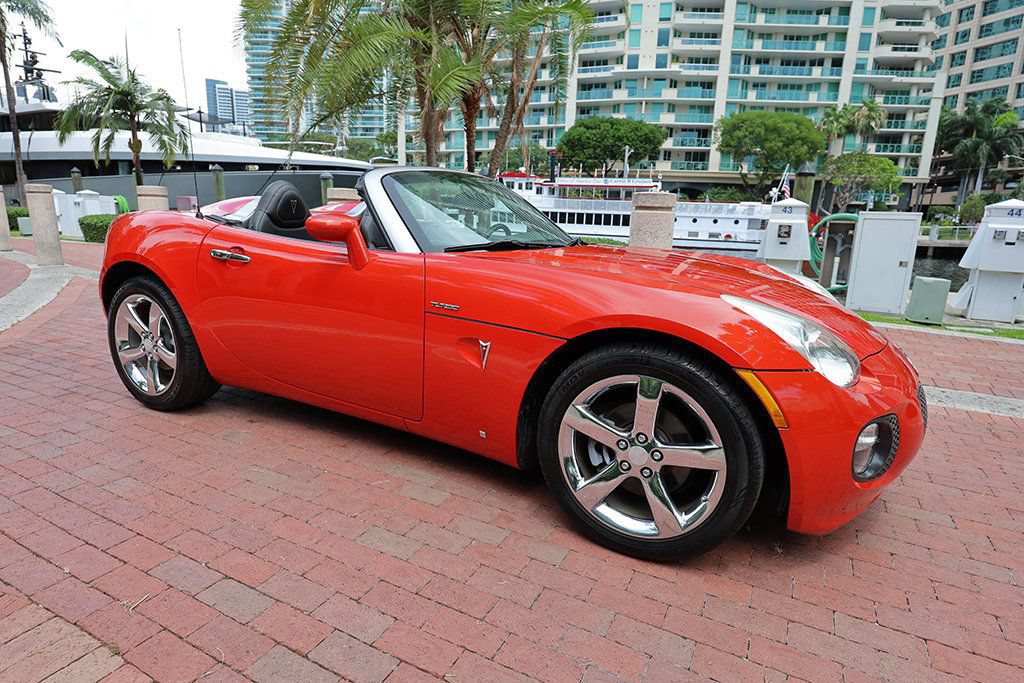 Used 2008 Pontiac Solstice GXP w/ Premium Package
