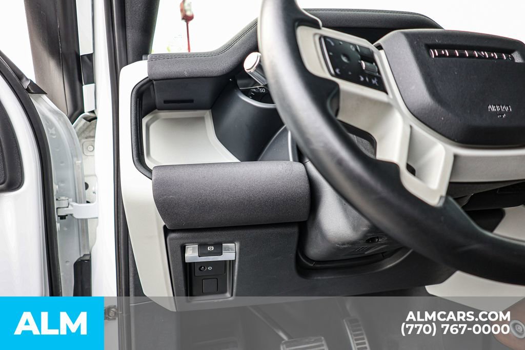 2022 Land Rover Defender 110 X-Dynamic SE