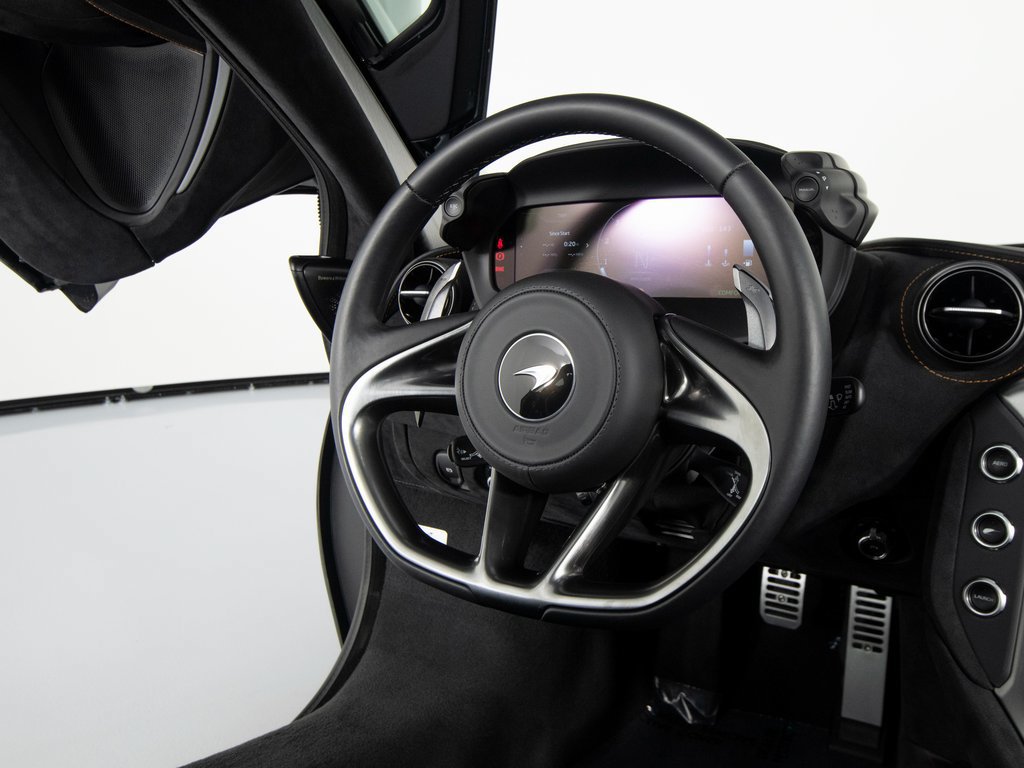 Used 2025 McLaren 750S photo 27
