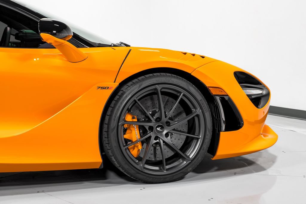 Used 2026 McLaren 750S photo 41