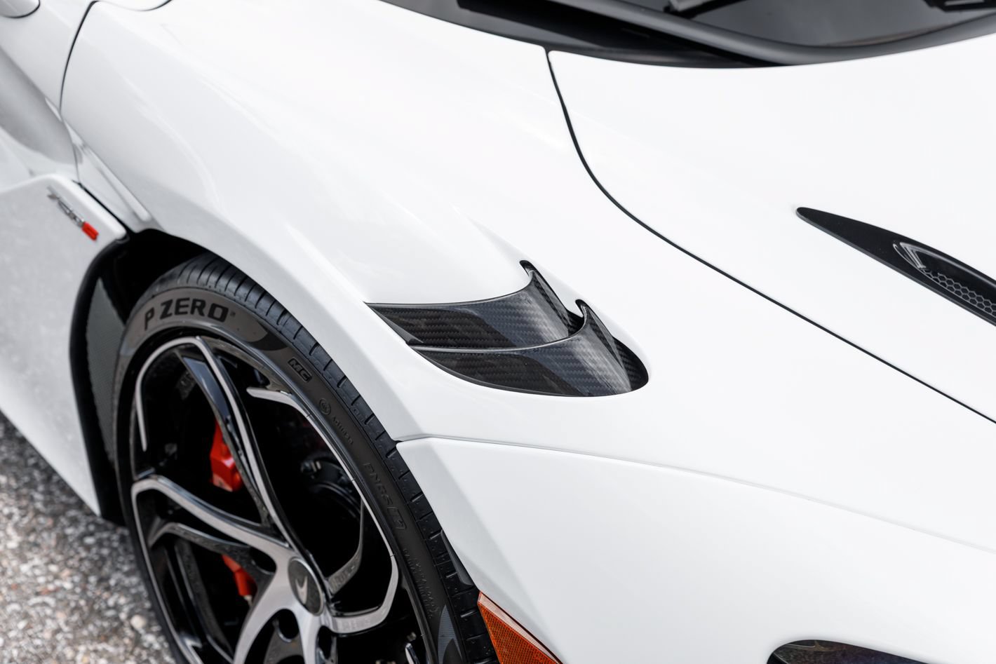 Used 2024 McLaren 750S Spider photo 23