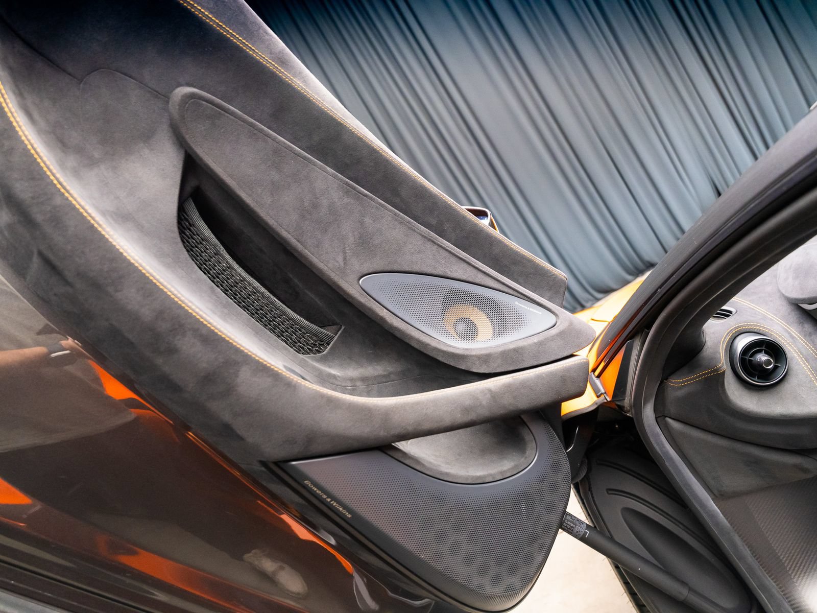 Used 2020 McLaren 600LT Spider photo 53
