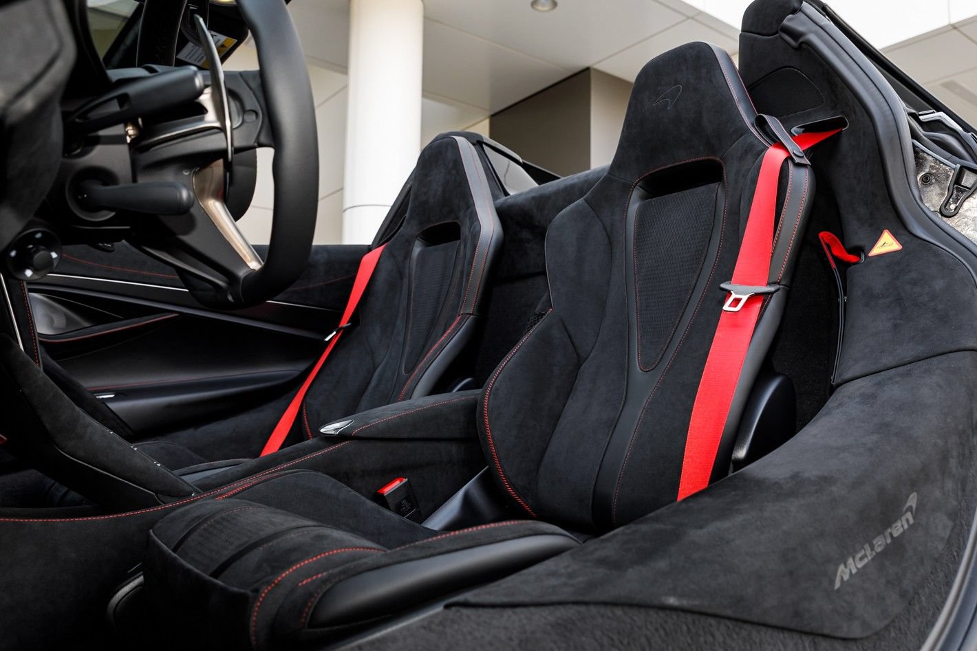 Used 2026 McLaren 750S Spider photo 31