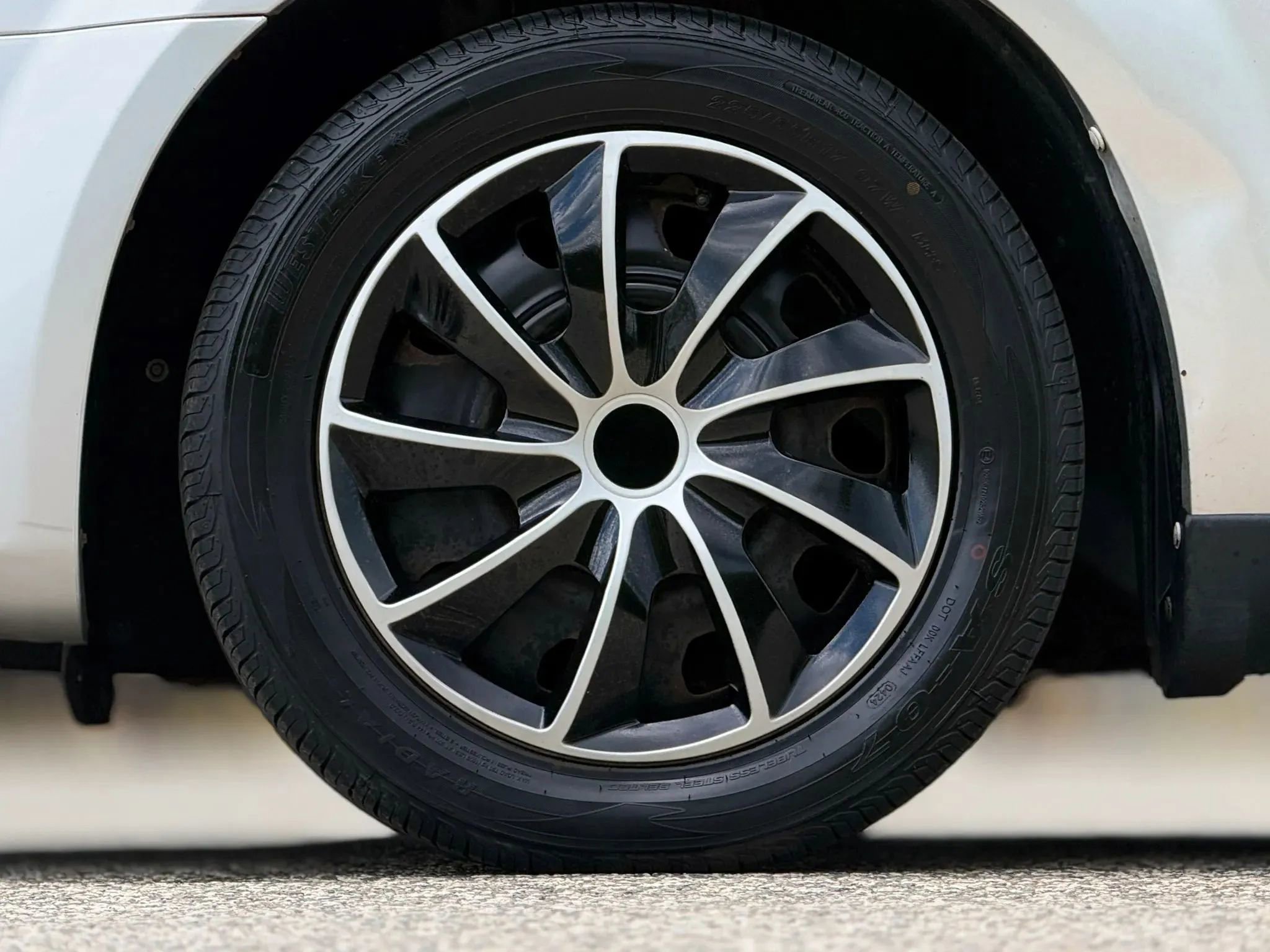 2012 Dodge Avenger SE