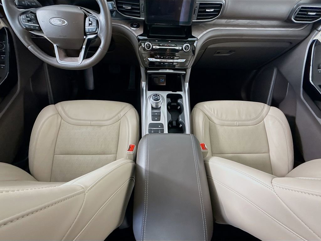 2023 Ford Explorer Platinum