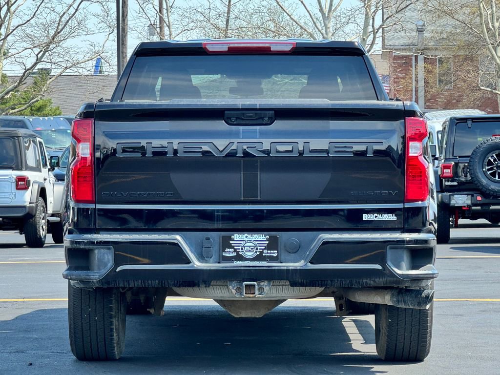 2024 Chevrolet Silverado 1500 Custom