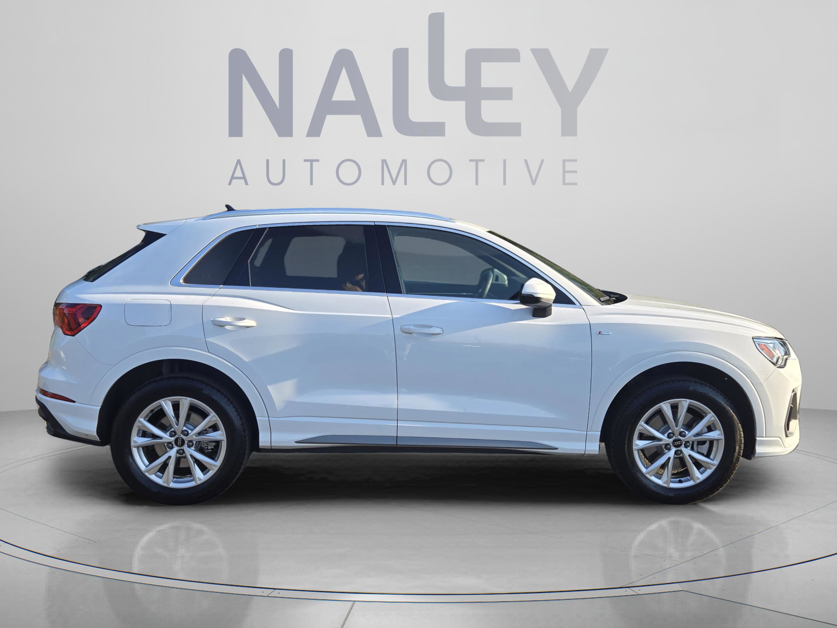 2025 Audi Q3 2.0T Premium