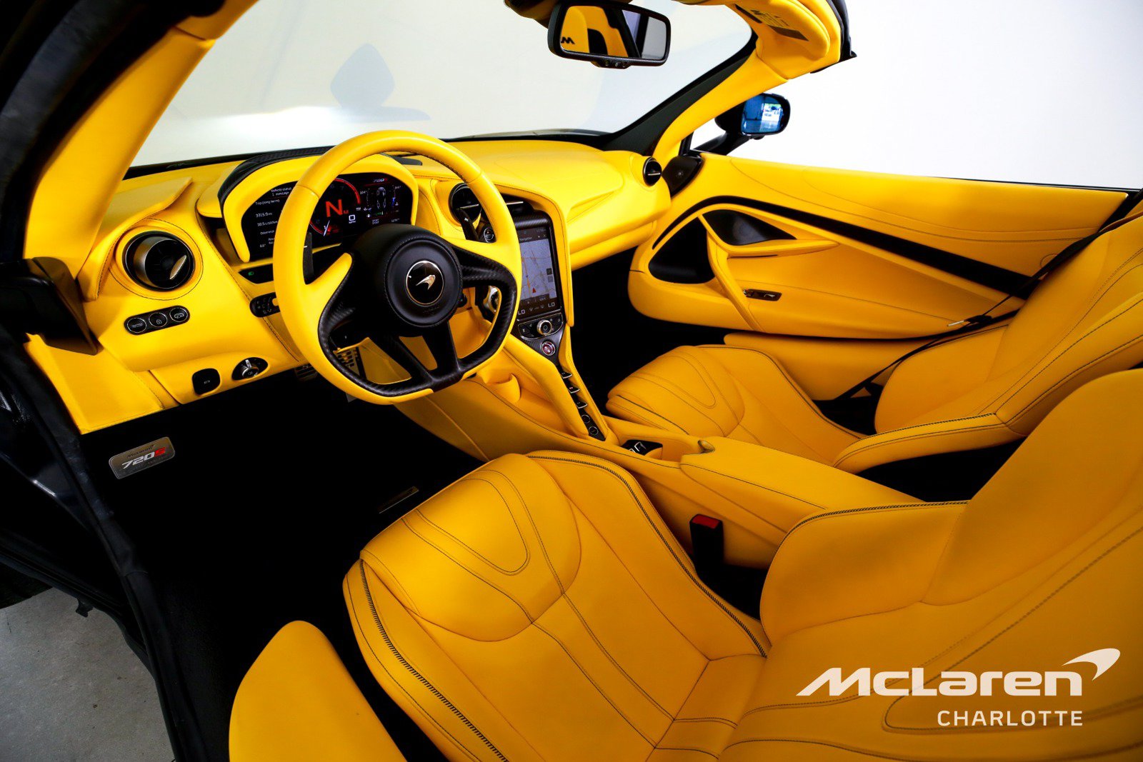 Used 2022 McLaren 720S Spider photo 14