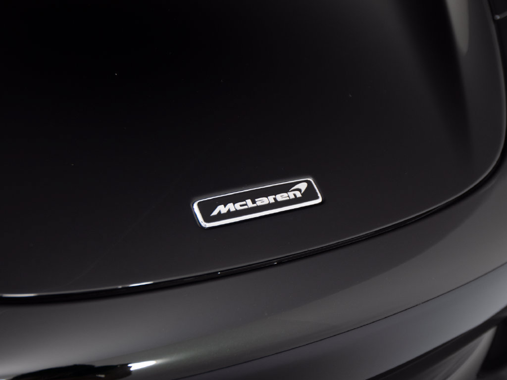 Used 2024 McLaren 750S Spider photo 39