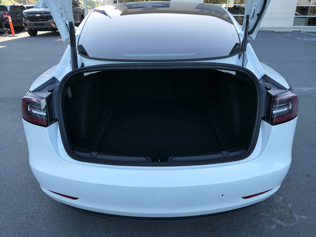 2023 Tesla Model 3 Standard Range