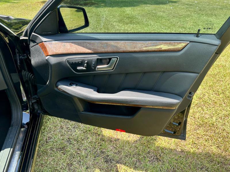 2012 Mercedes-Benz E 350 BlueTEC Sedan