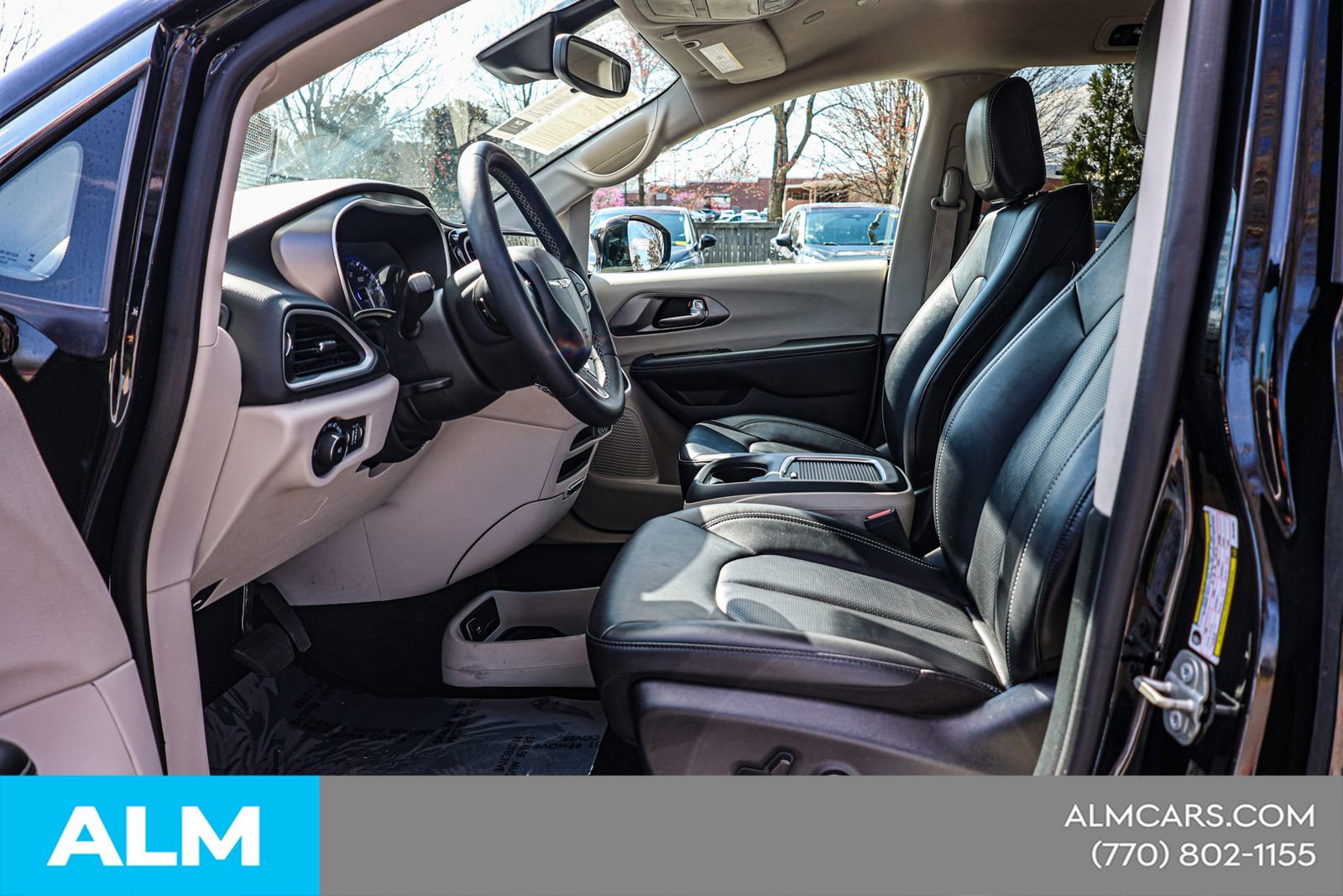 2024 Chrysler Pacifica Touring-L