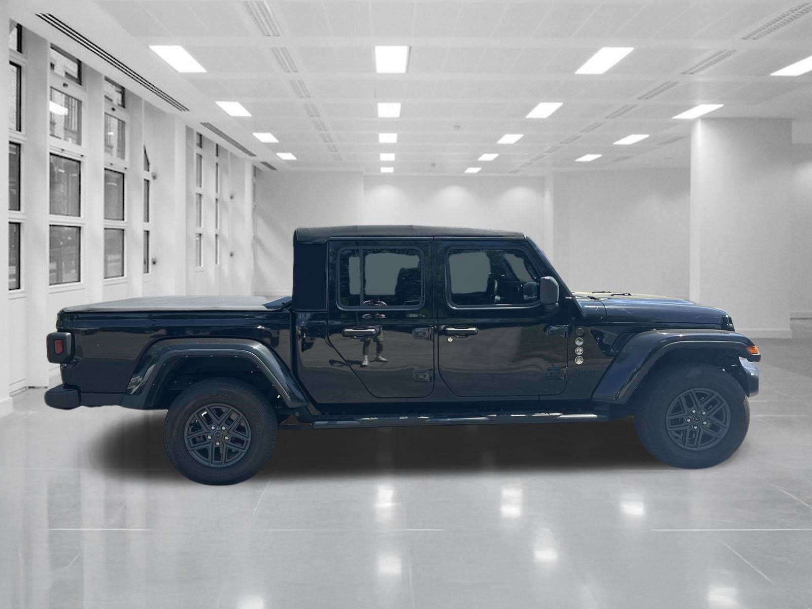 2024 Jeep Gladiator Sport