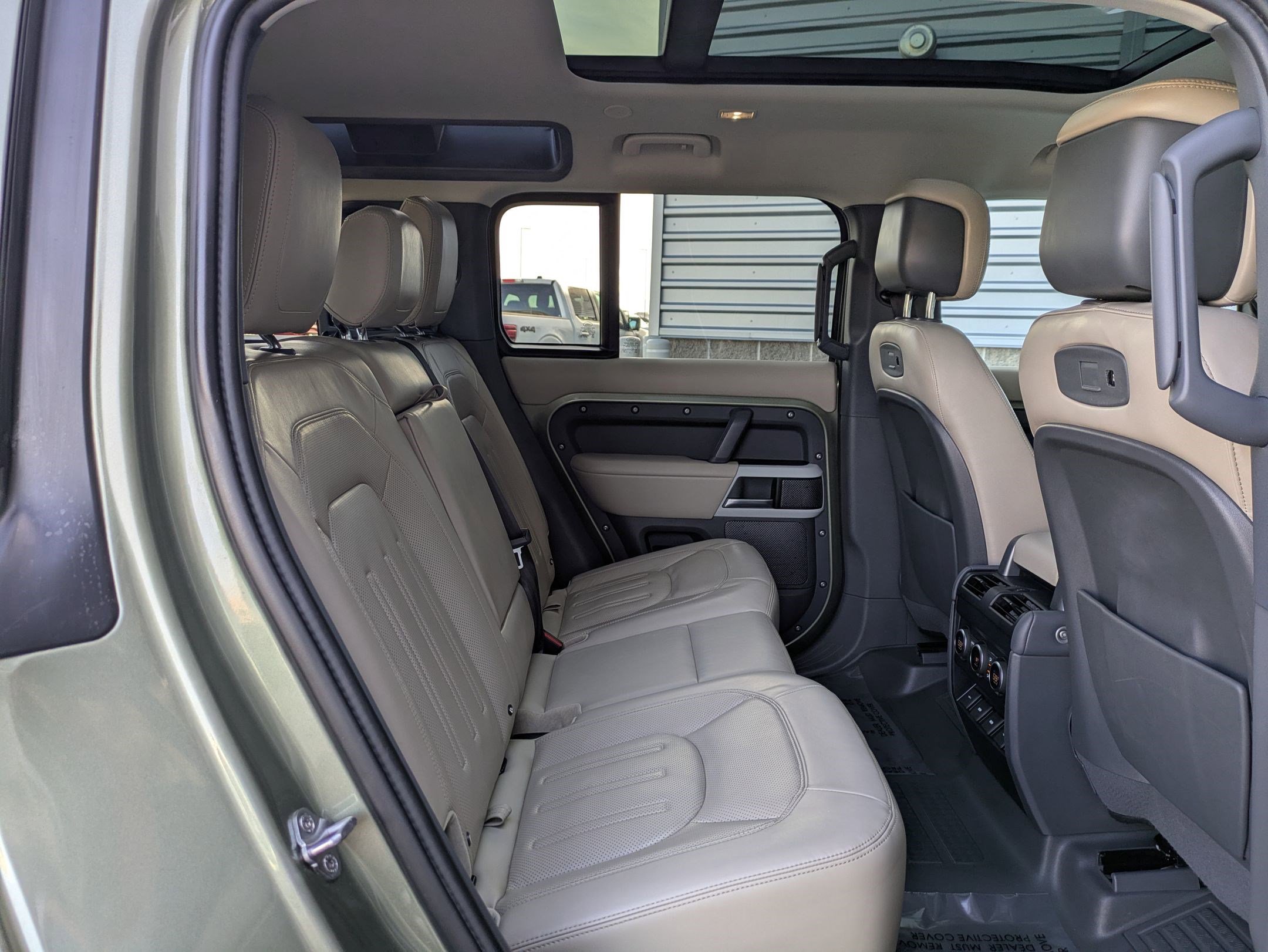 2020 Land Rover Defender 110 HSE