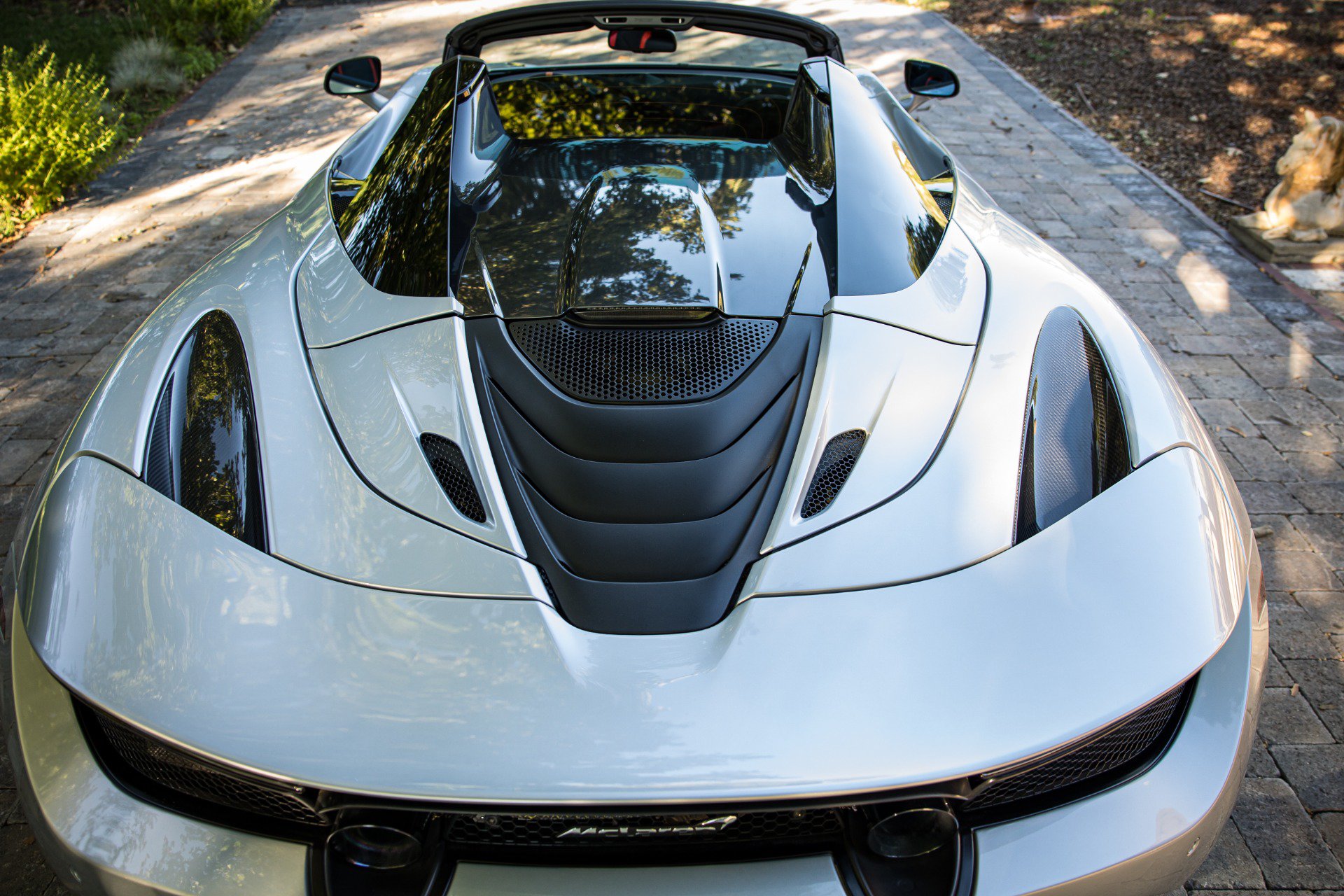 Used 2021 McLaren 720S Performance photo 34
