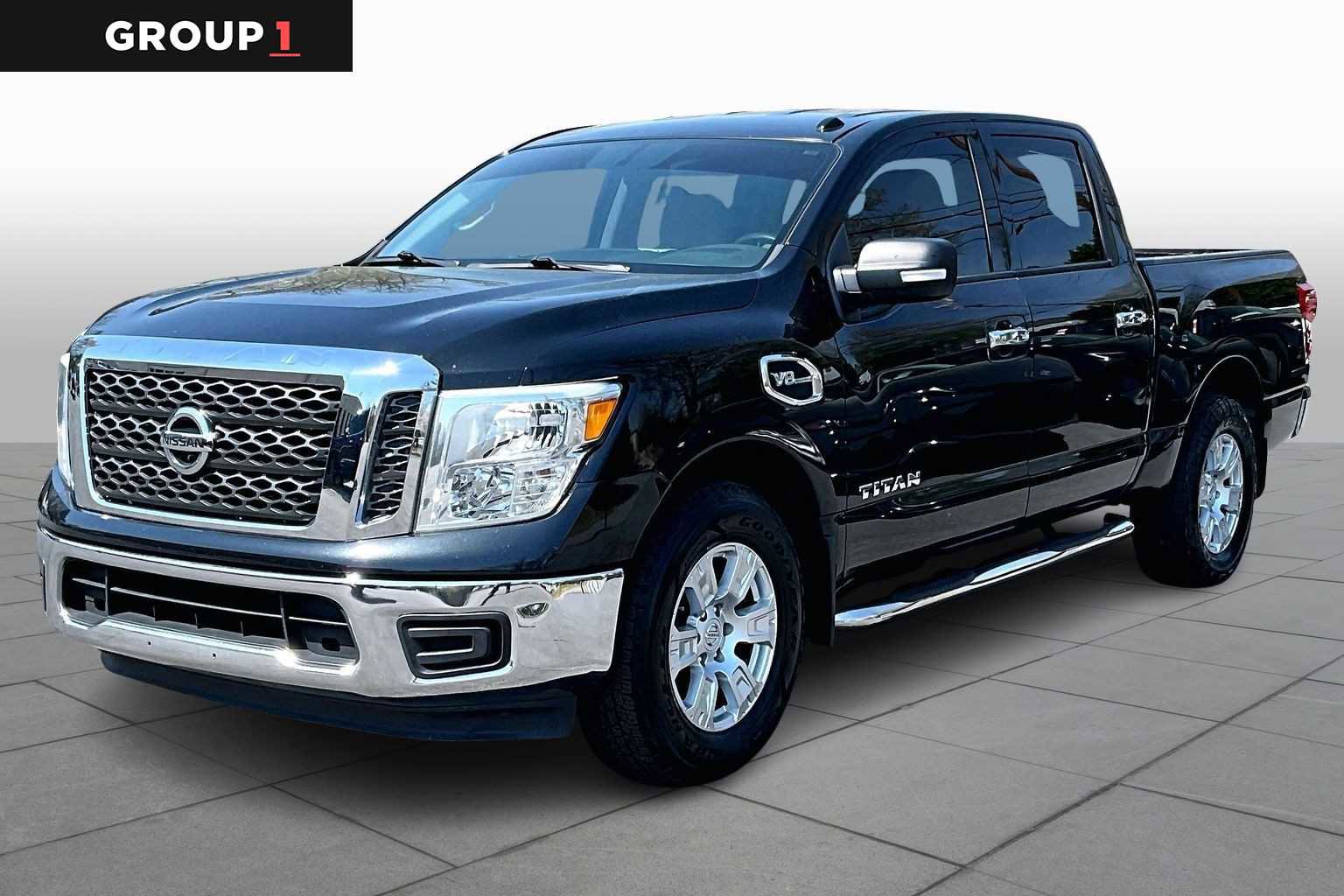 2017 Nissan Titan SV