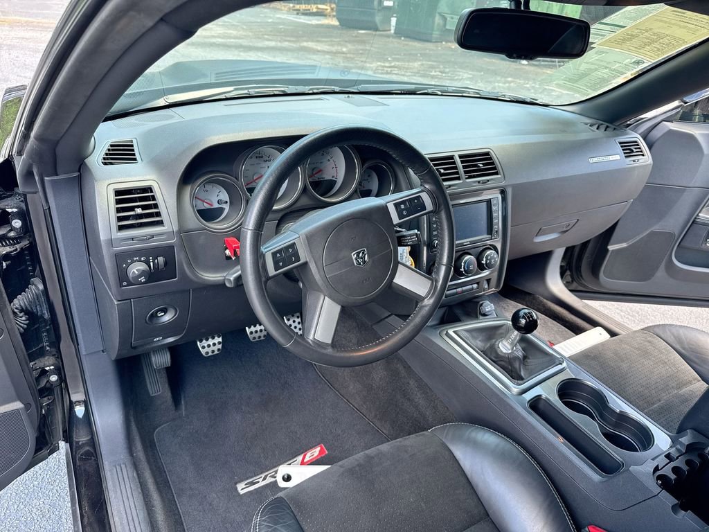 2010 Dodge Challenger SRT8