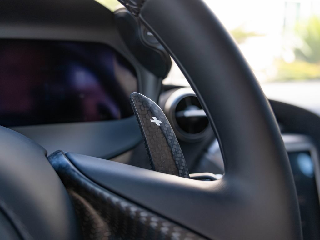 New 2026 McLaren 750S photo 12