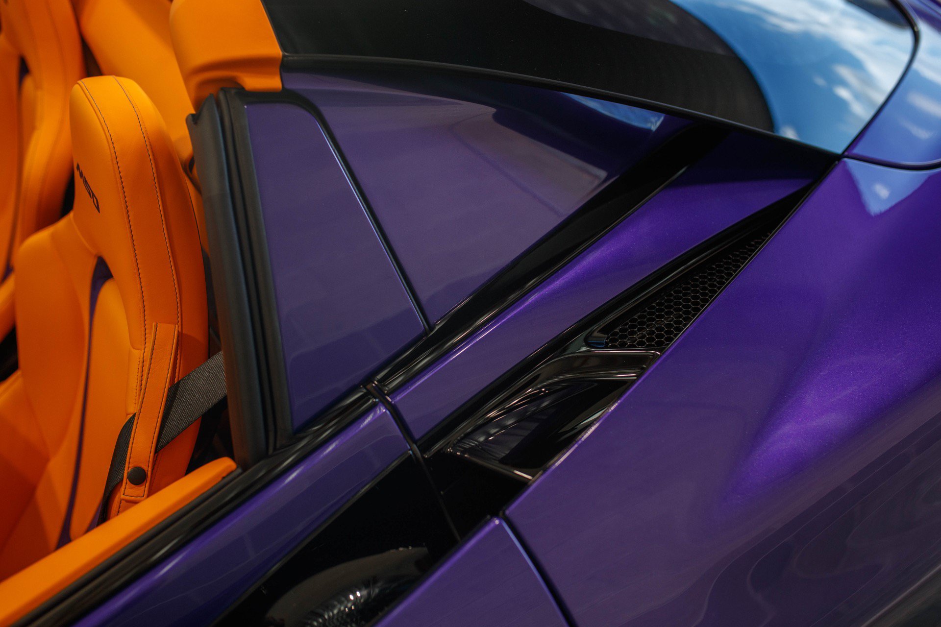Used 2024 McLaren 750S Spider photo 32