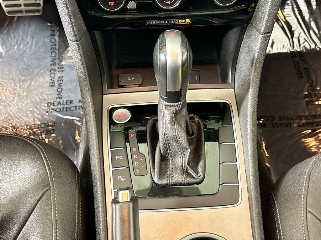 2022 Volkswagen Passat 2.0T