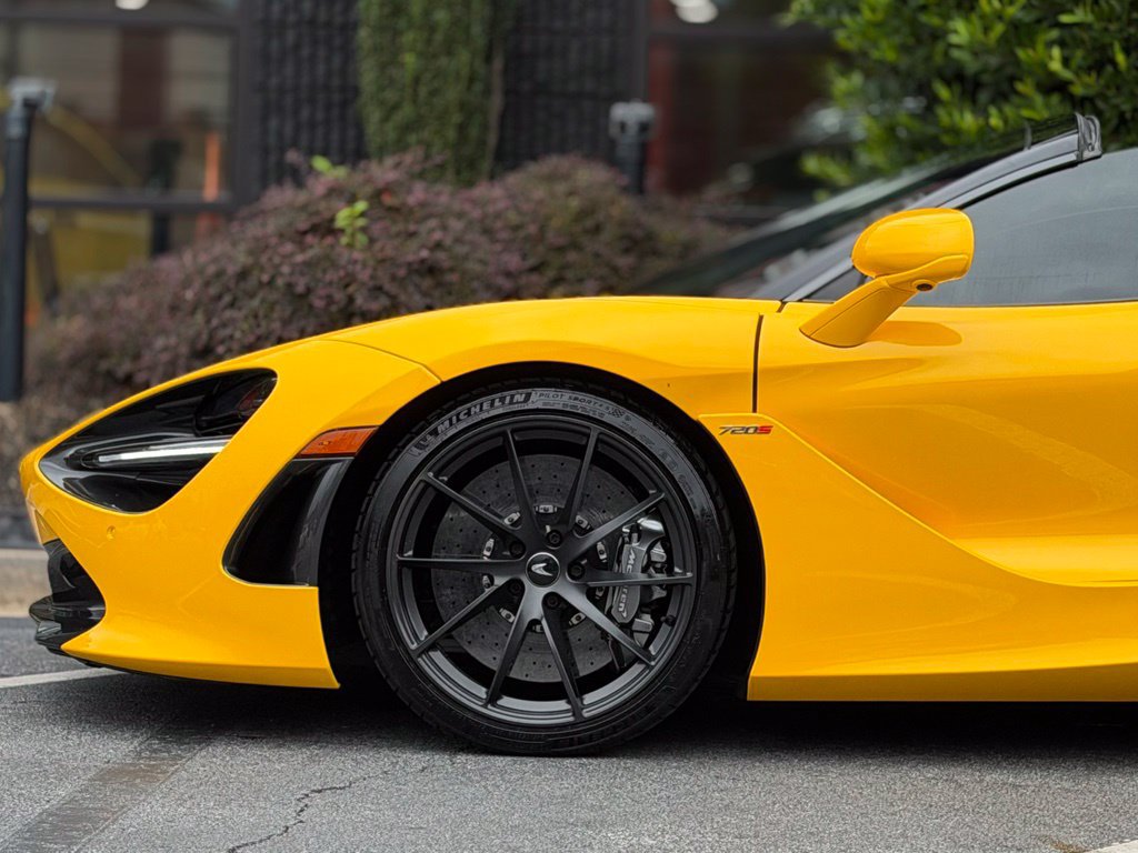 Used 2022 McLaren 720S Spider photo 12