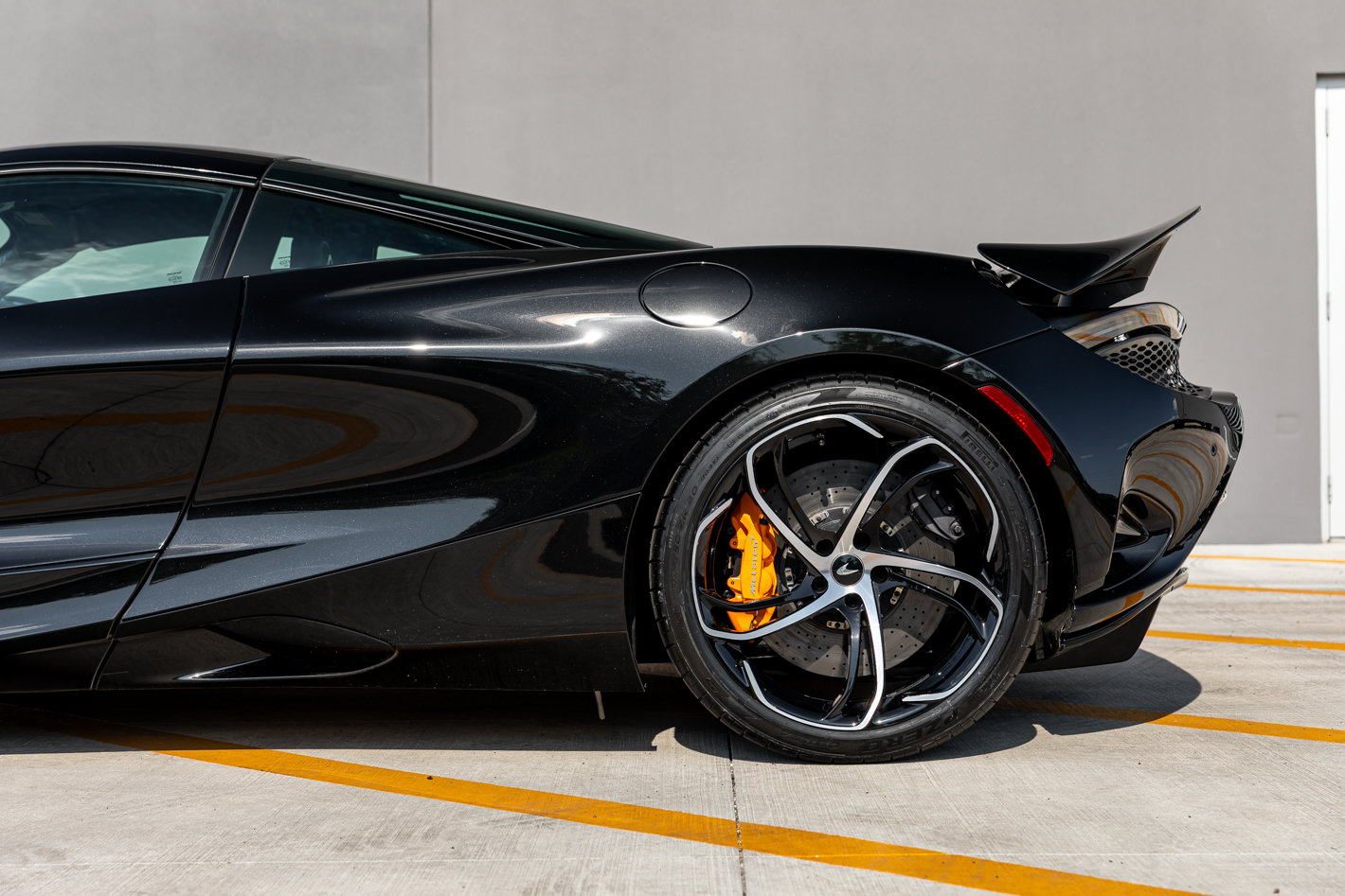 Used 2024 McLaren 750S photo 14