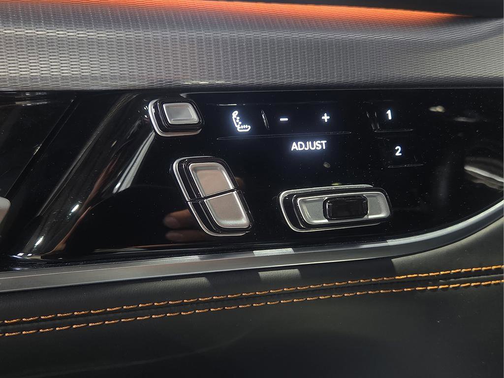 2023 Jeep Grand Wagoneer Series III