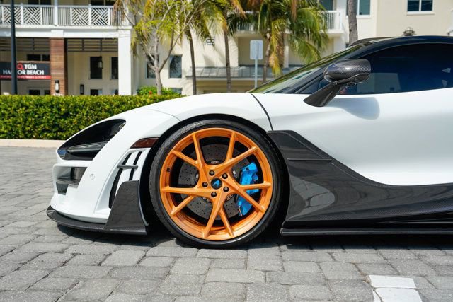 Used 2019 McLaren 720S Performance photo 13