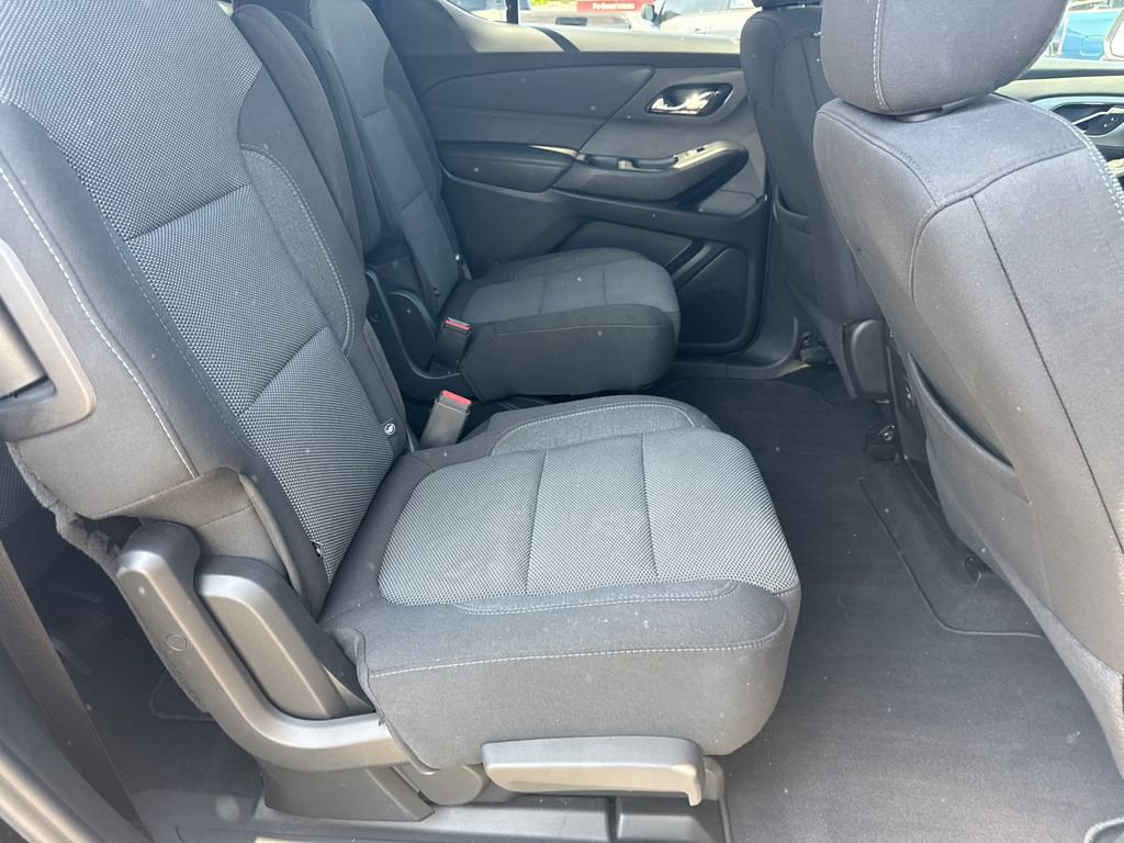 2023 Chevrolet Traverse LT