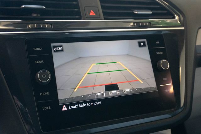 2022 Volkswagen Tiguan SE R-Line