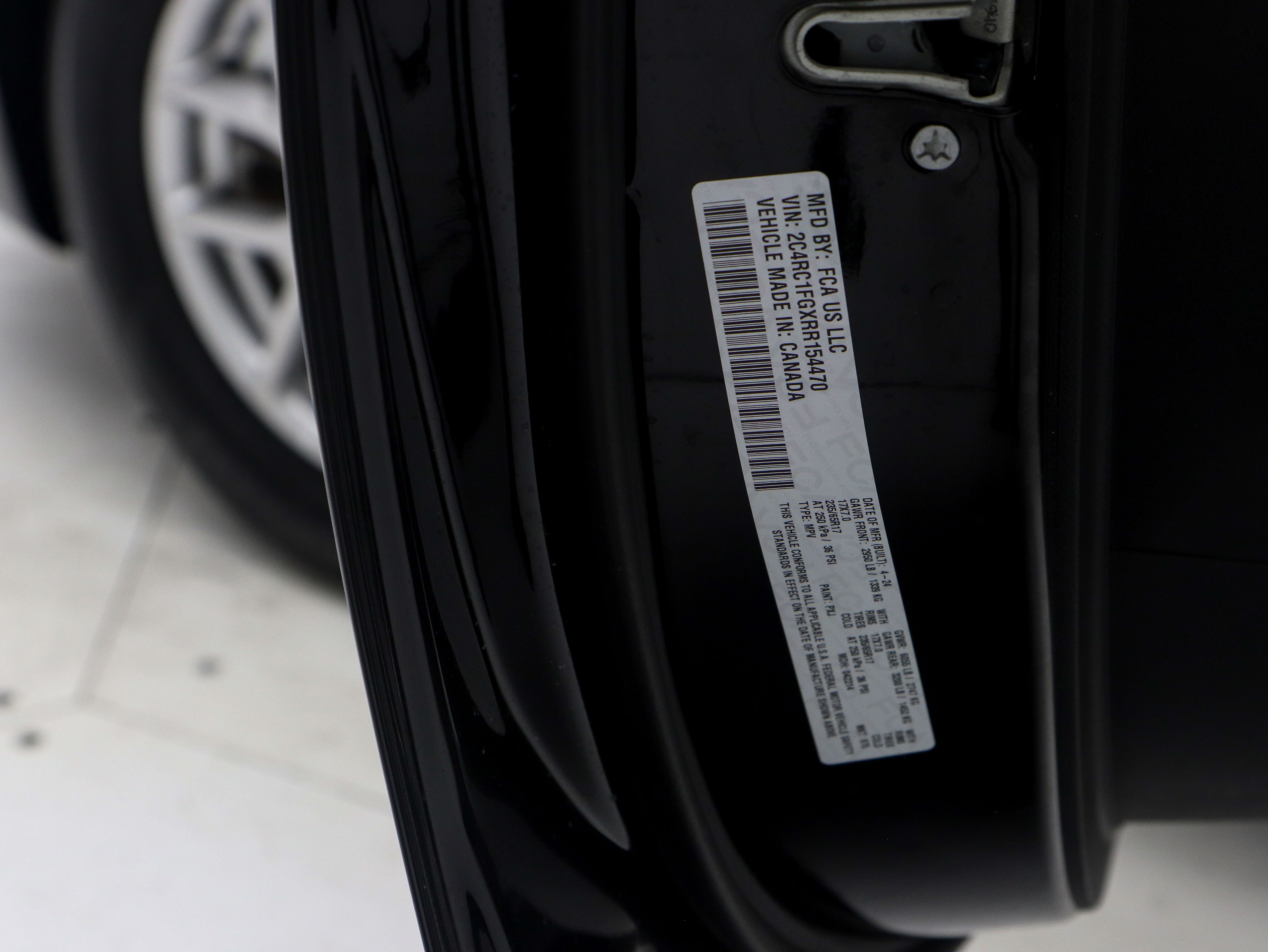 2024 Chrysler Pacifica Touring - Photo 34