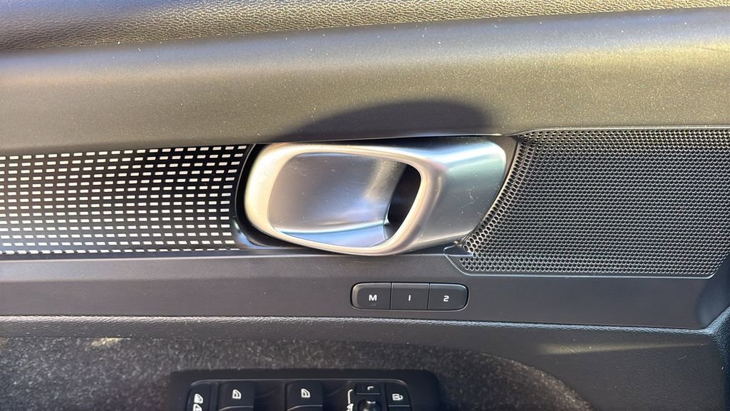 2021 Volvo Xc40 T5 R-Design