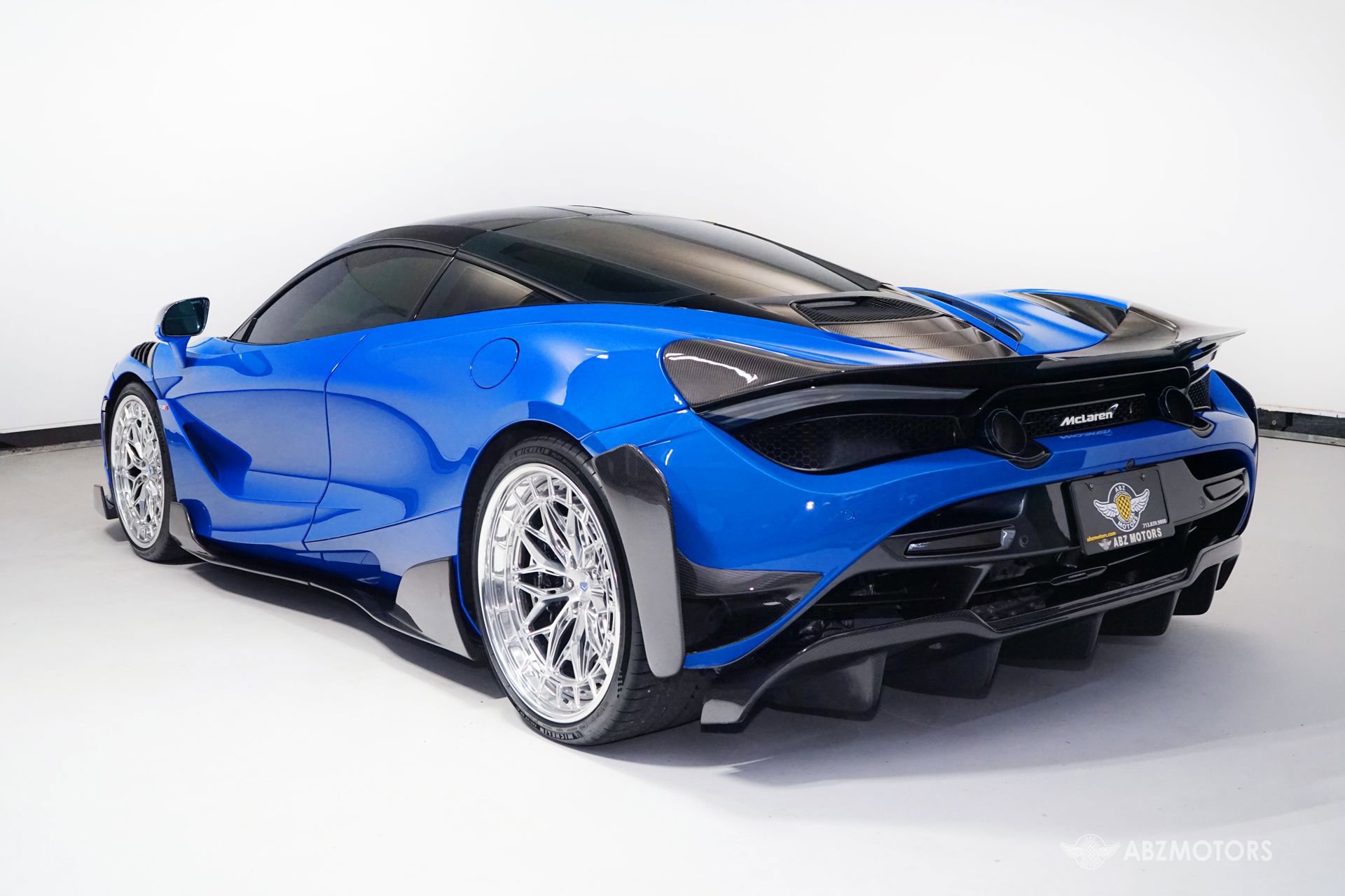 Used 2019 McLaren 720S Luxury photo 7