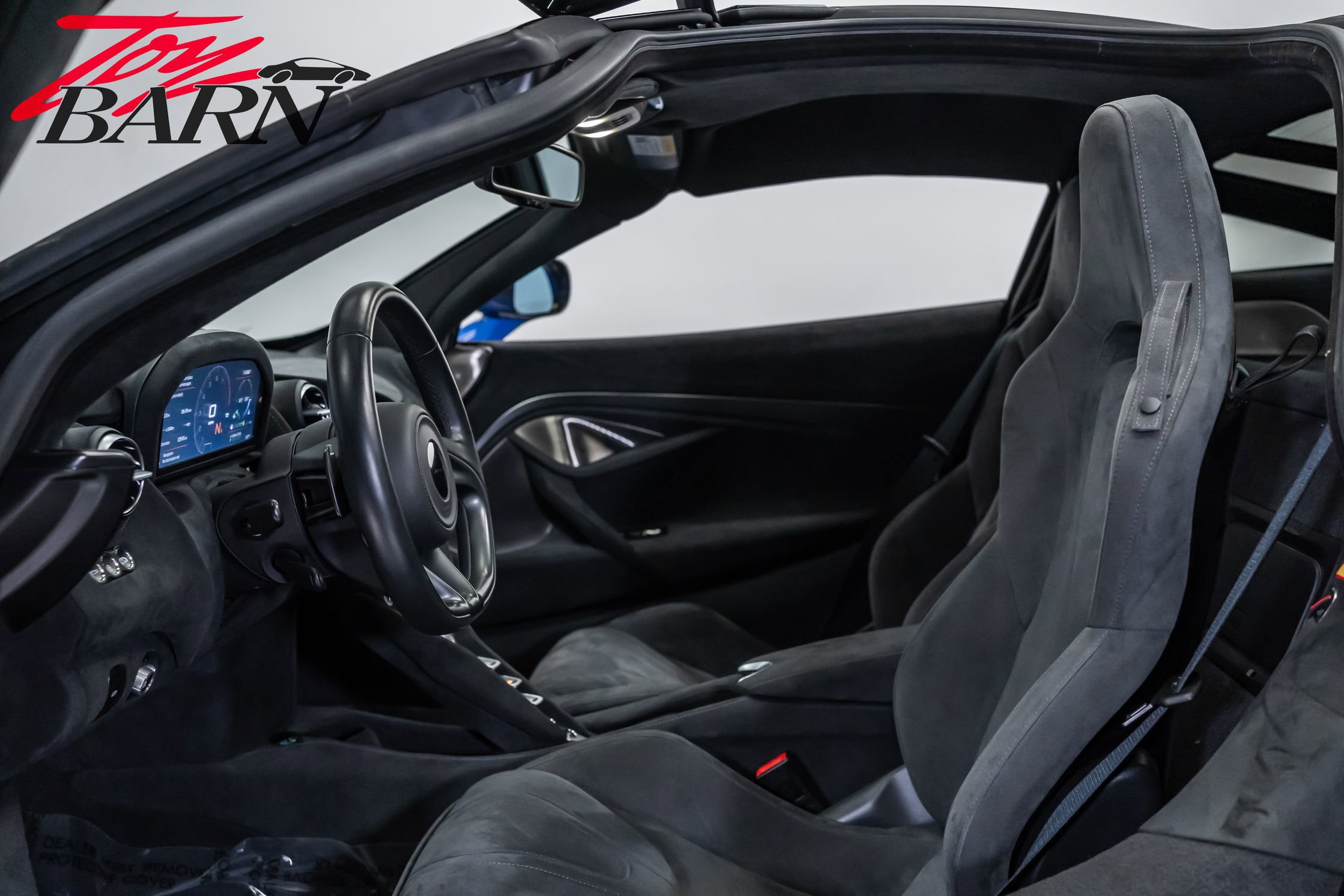 Used 2018 McLaren 720S Performance photo 23