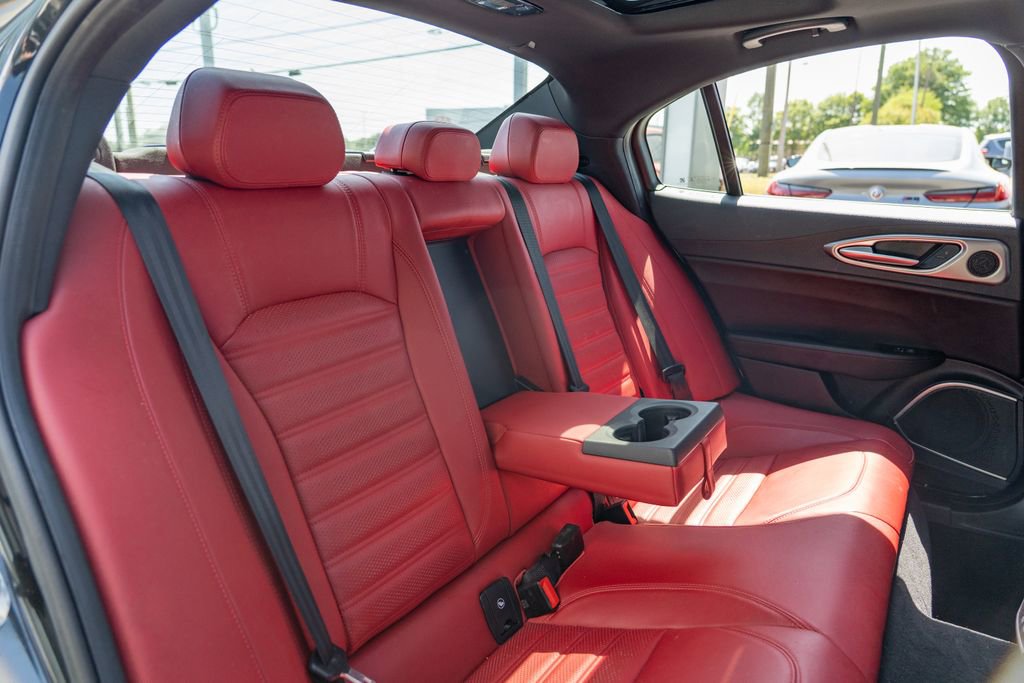 2022 Alfa Romeo Giulia Veloce