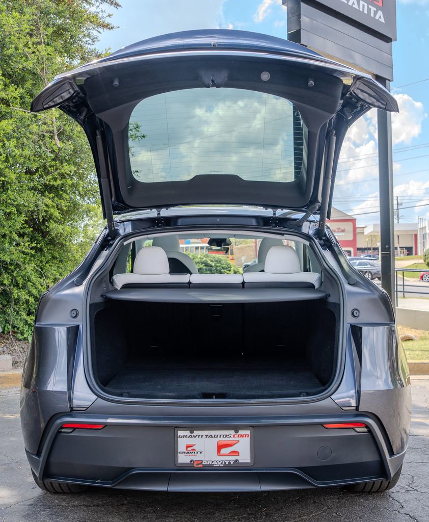 2026 Tesla Model Y Long Range