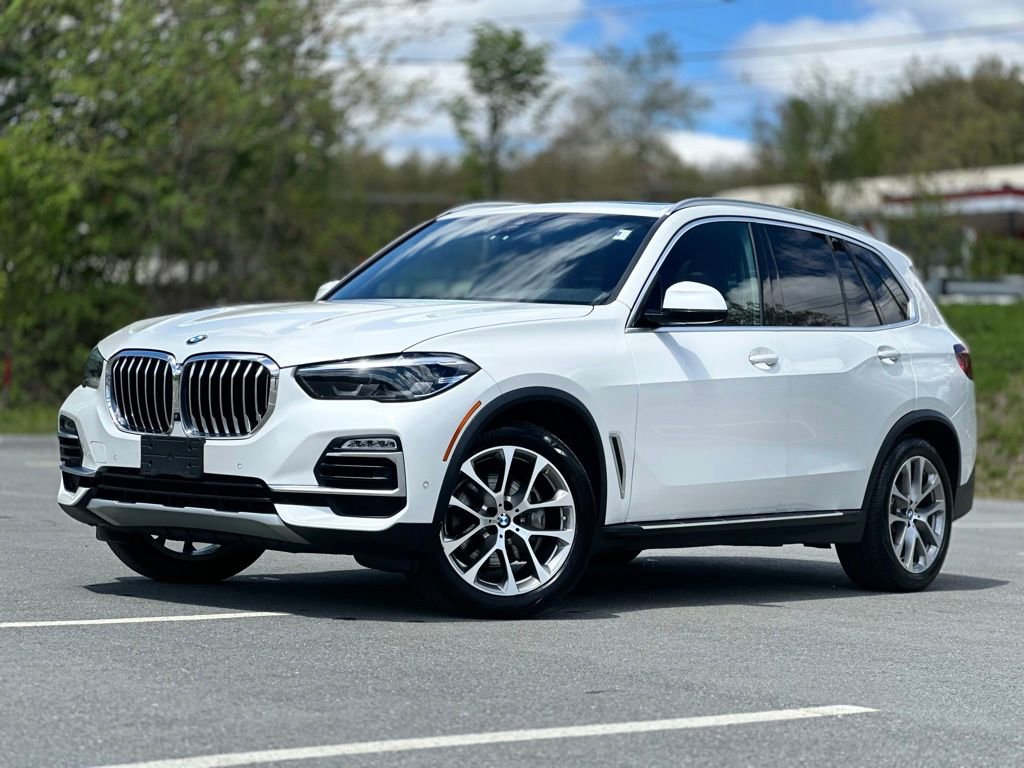 Used 2021 BMW X5 xDrive40i w/ Premium Package