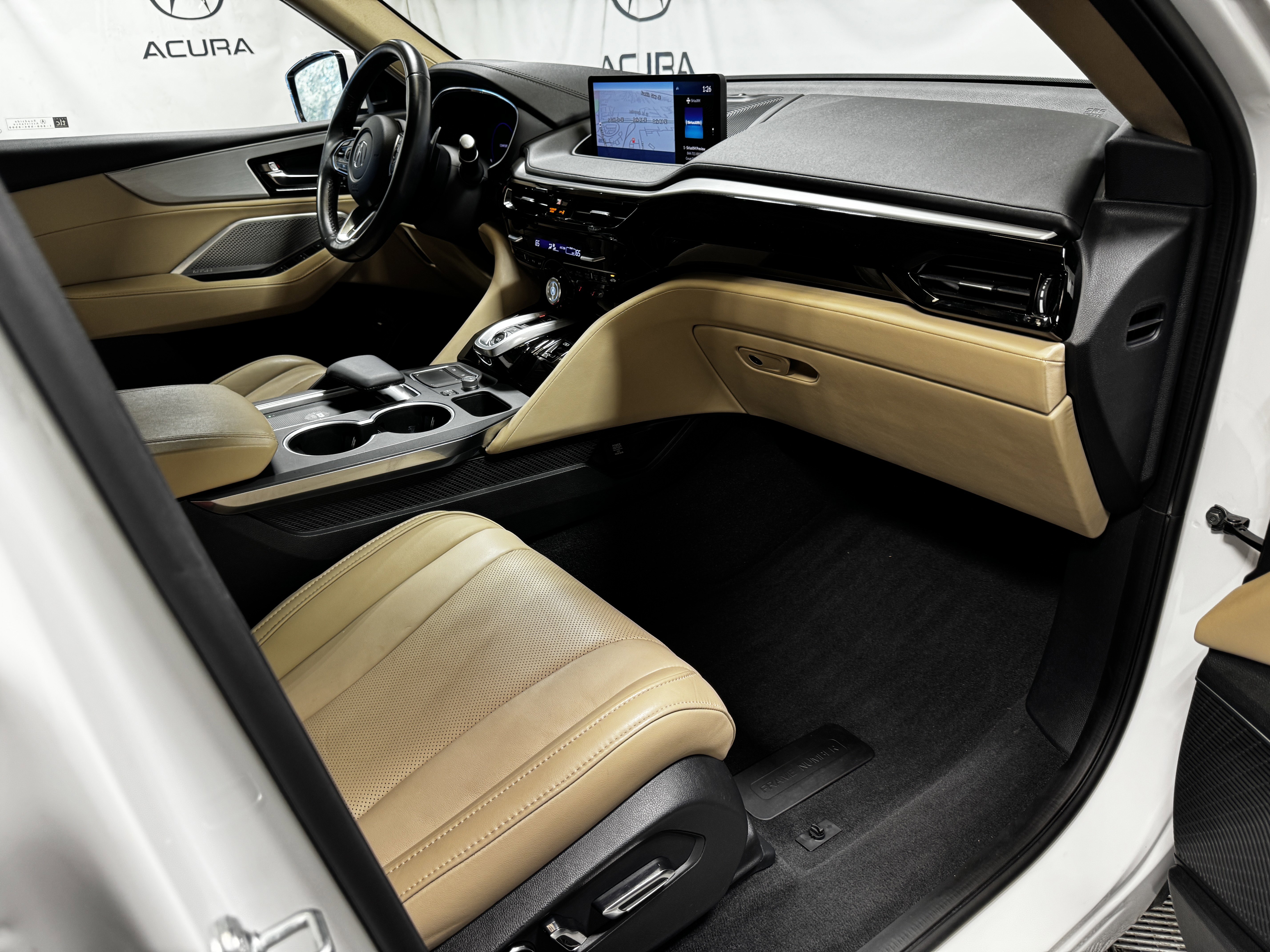 2023 Acura MDX FWD w/ Technology Package