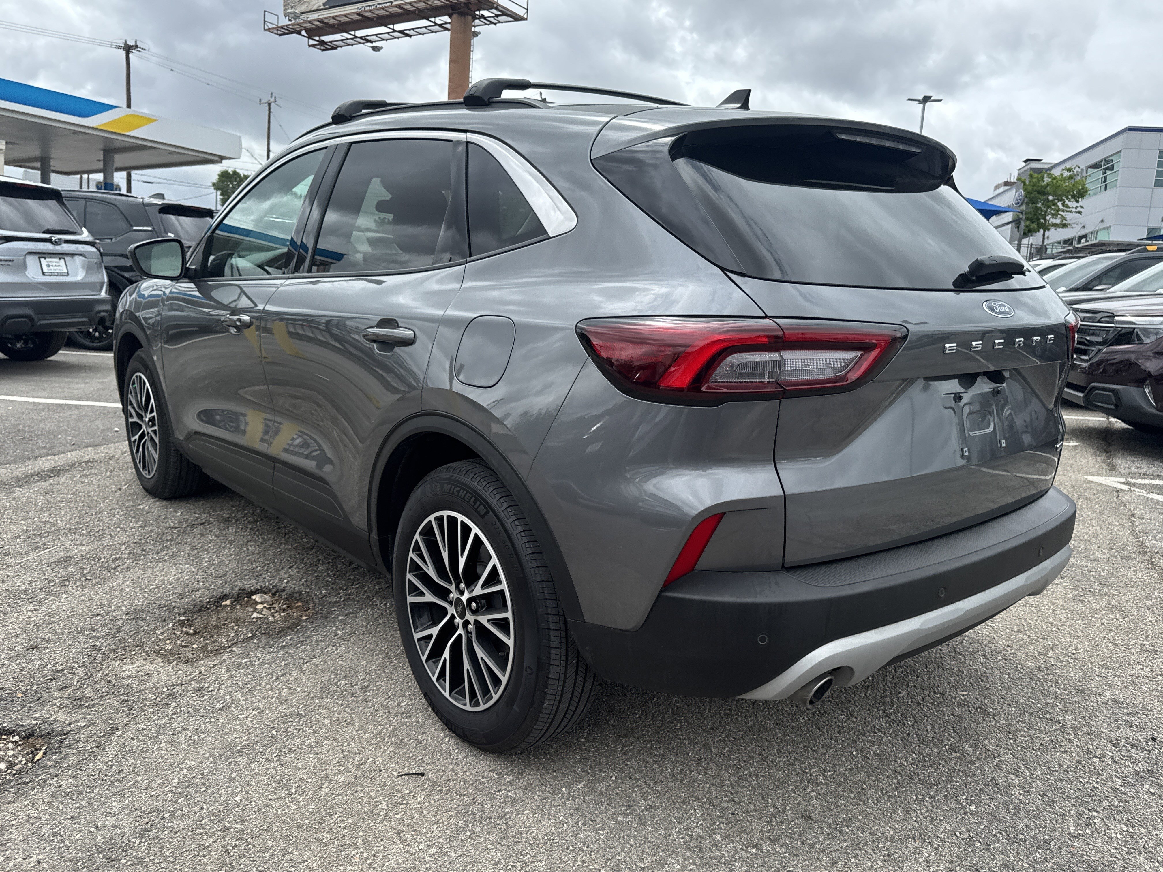 2023 Ford Escape SE