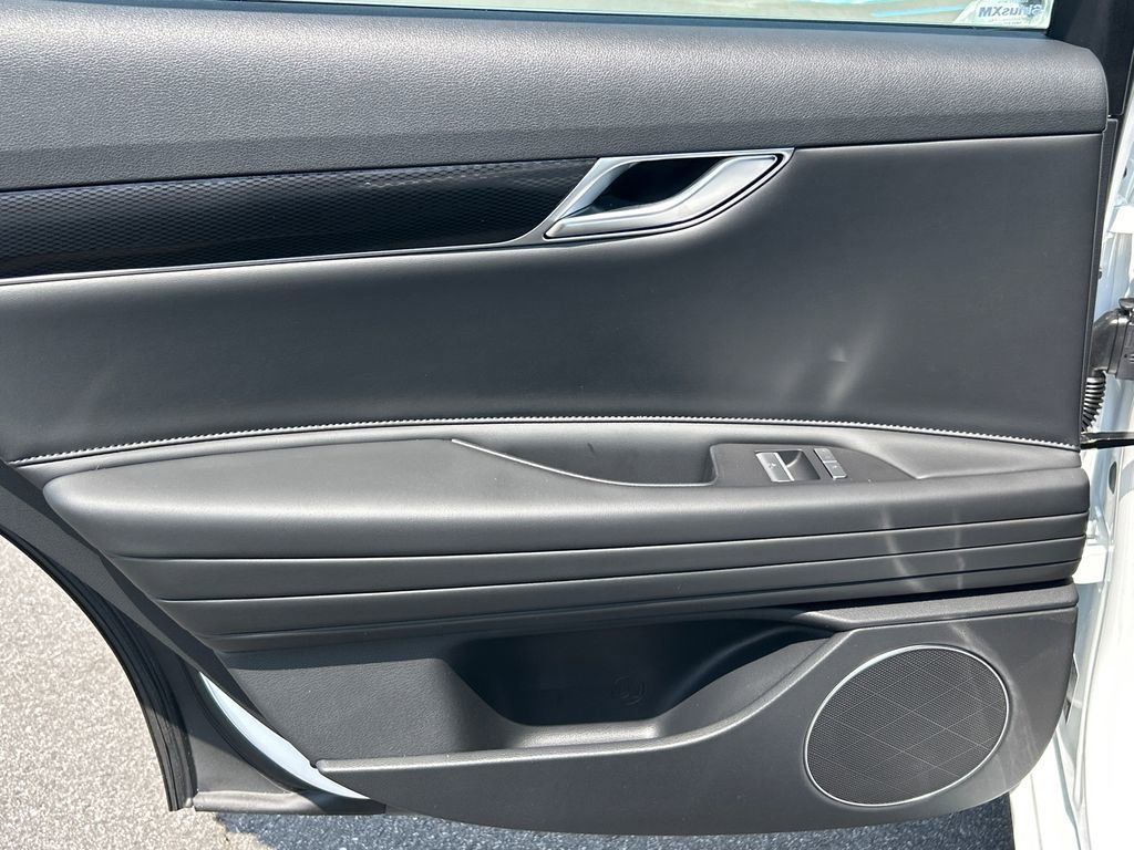 2026 Genesis G80 2.5T