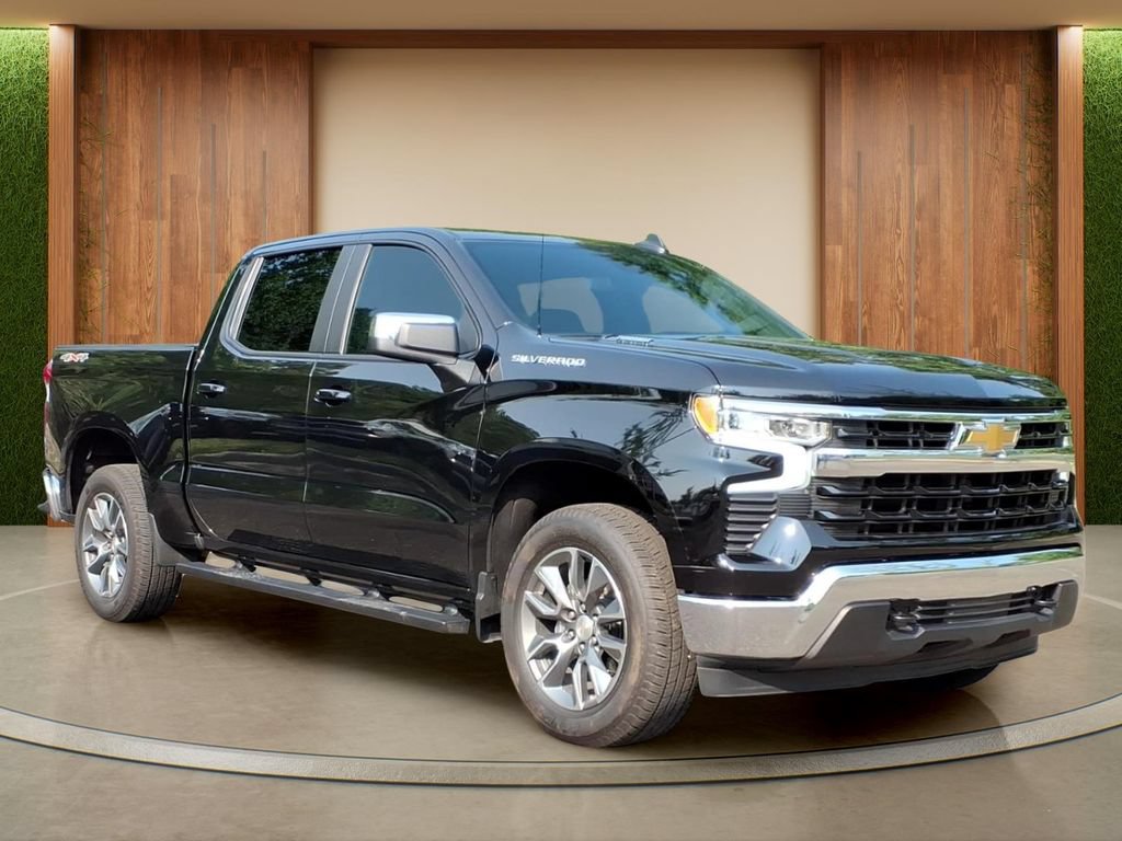 Used 2025 Chevrolet Silverado 1500 LT