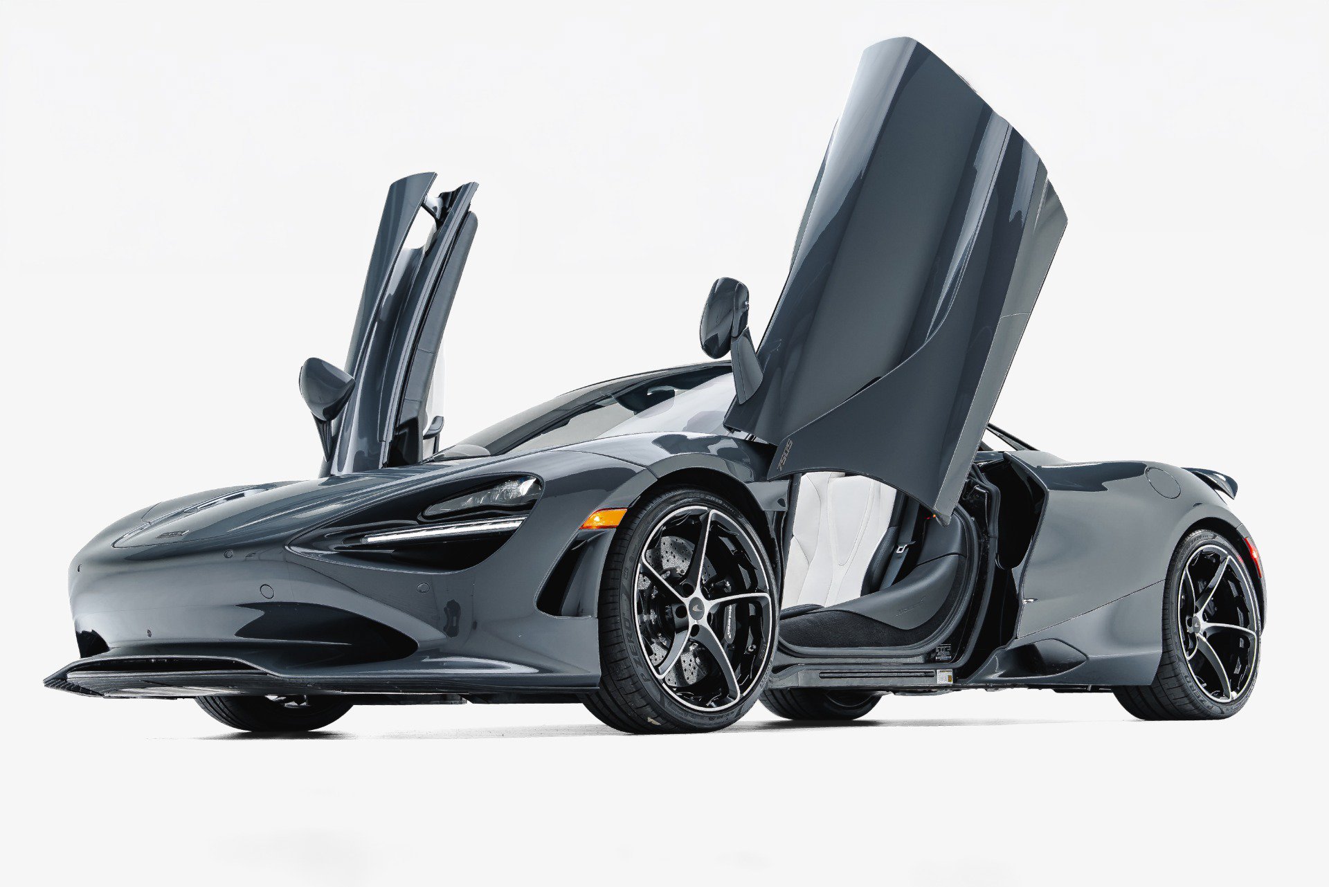 Used 2026 McLaren 750S Spider photo 23