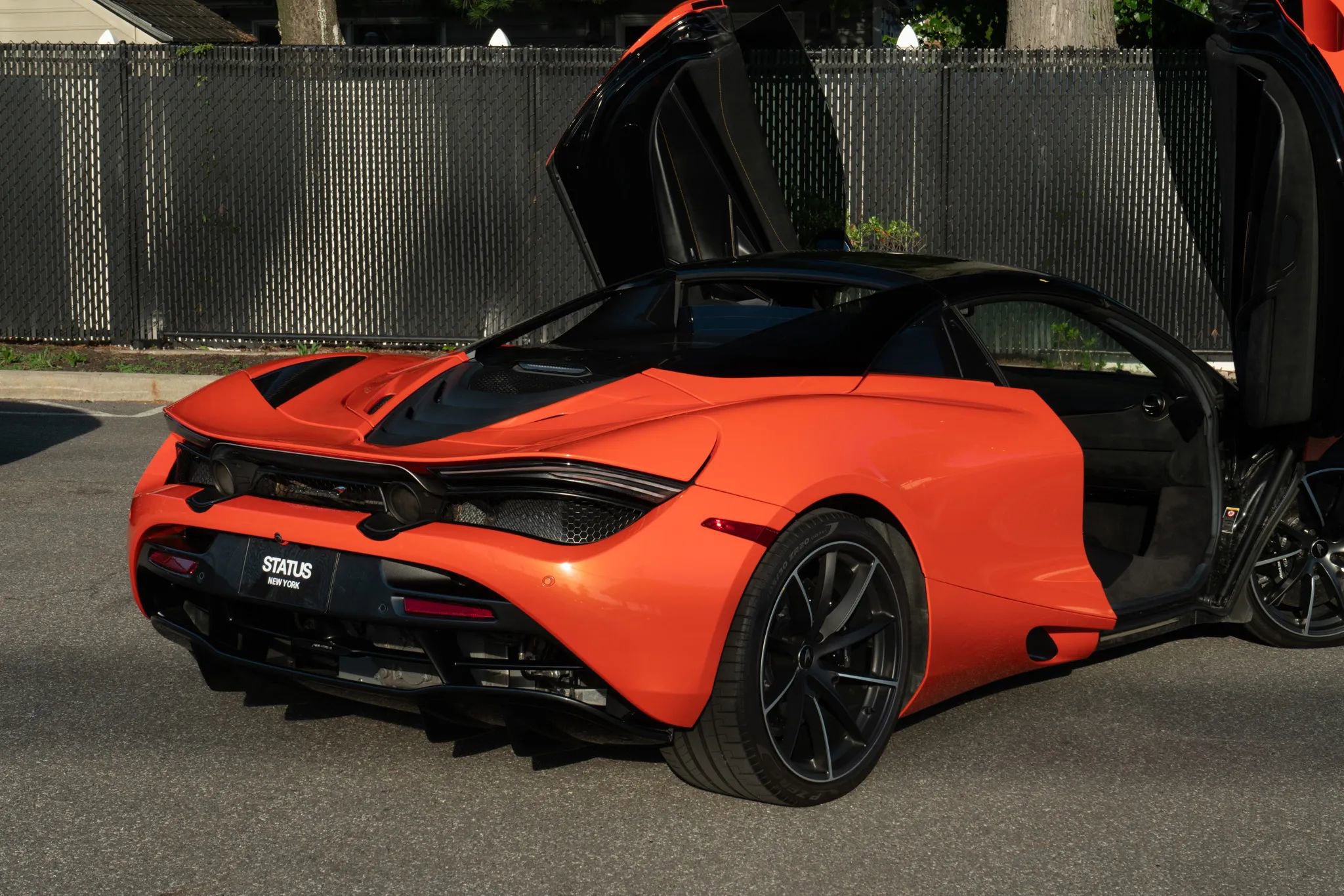 Used 2020 McLaren 720S Spider photo 11