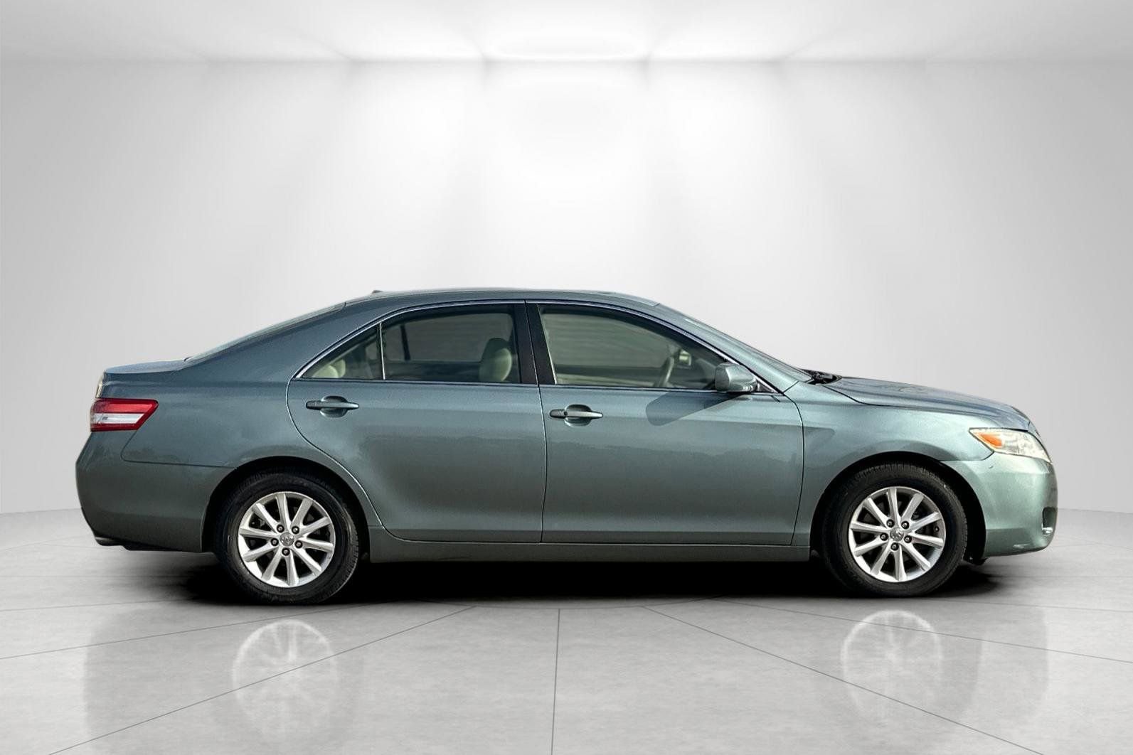 2011 Toyota Camry XLE