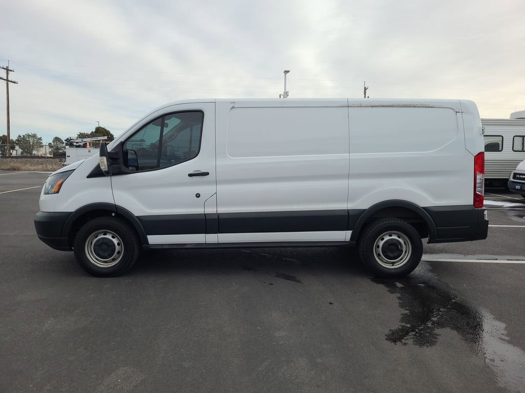 2018 Ford Transit 250 130" Low Roof