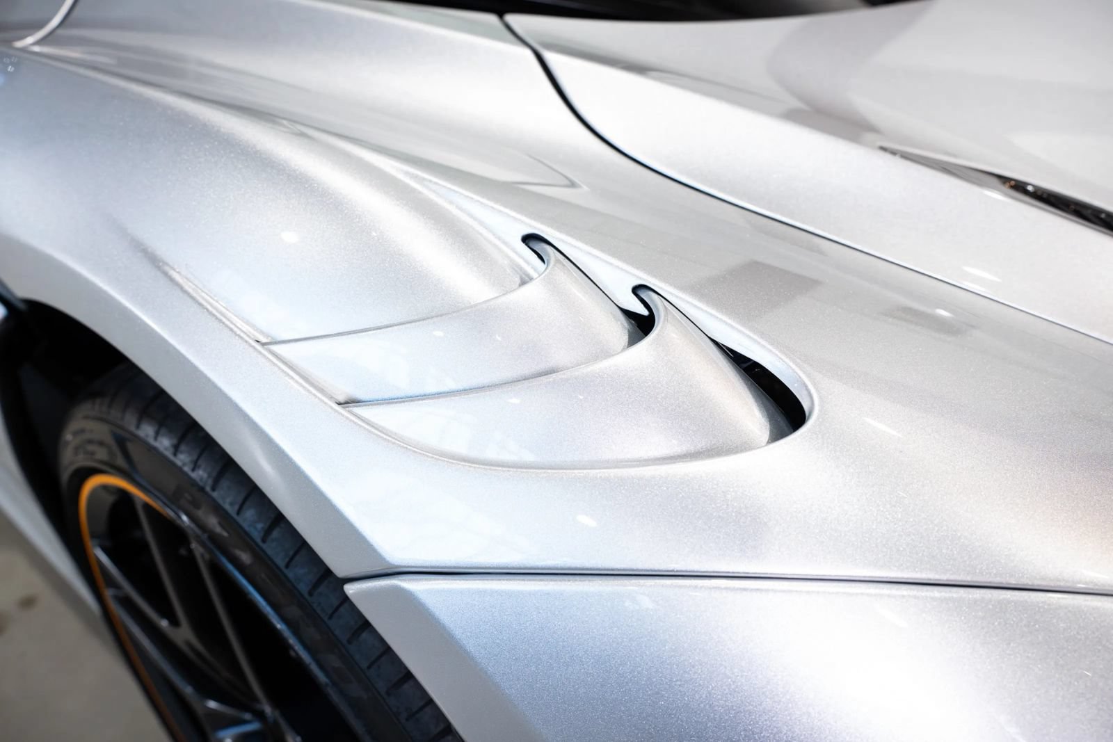 Used 2024 McLaren 750S Spider photo 36
