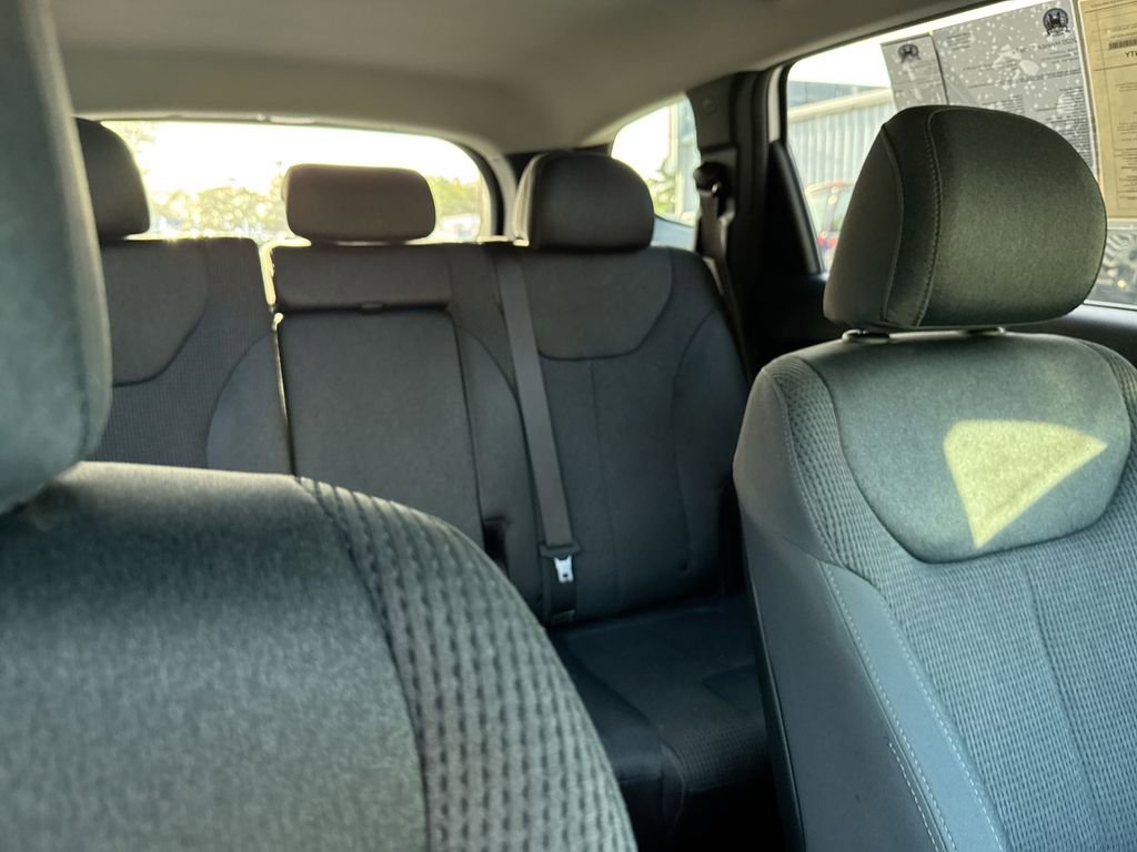 2020 Hyundai Santa Fe SE