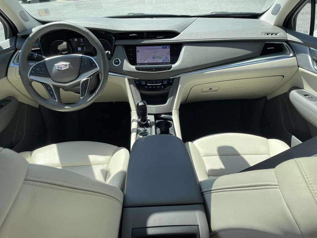 2021 Cadillac XT5 Premium Luxury