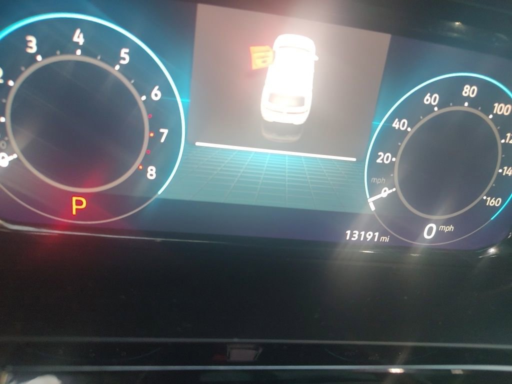 2025 Volkswagen Atlas Cross Sport SEL Premium R-Line