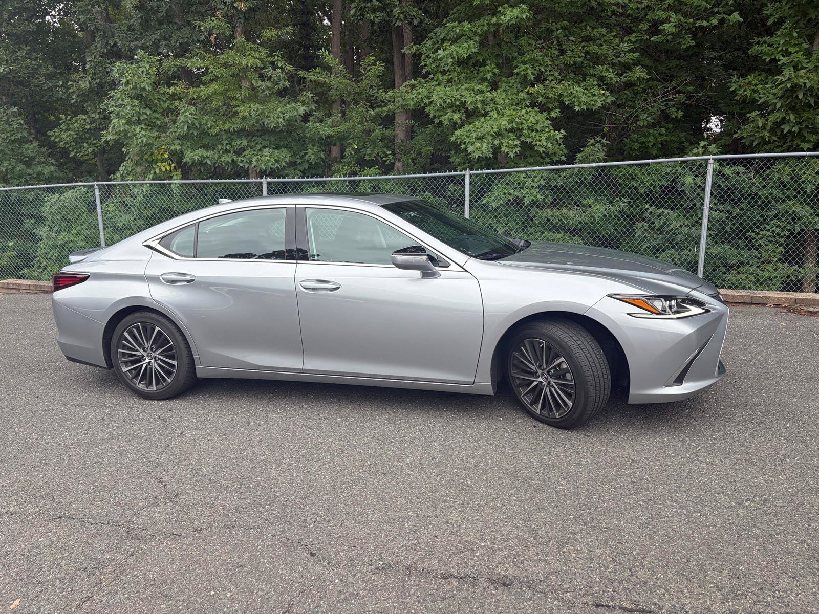 Used 2025 Lexus ES 350 w/ Premium Package